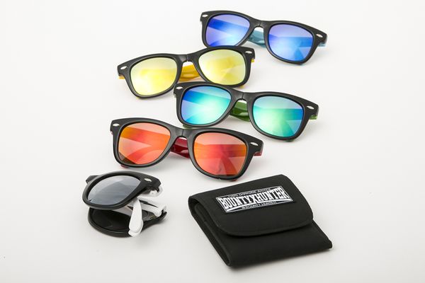 BHFA BxH Foldable Mirror Lens Sunglass ¥3,800+tax BHFA BxH Foldable Mirror Lens Sunglass ¥3,800+tax