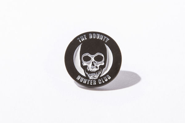 BHFA BxH THE BOUNTY HUNTER CLUB Pins-2 ¥1 800+tax